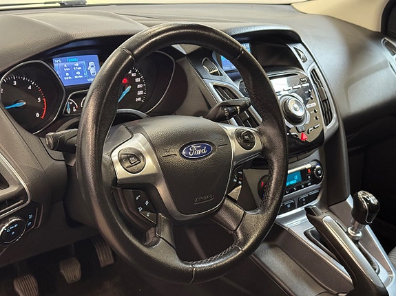 Ford Focus 12 of 20
