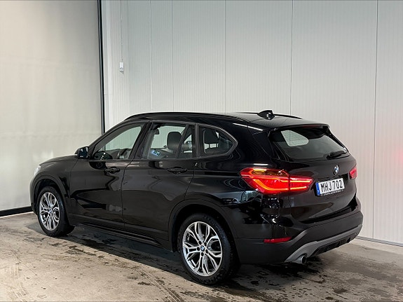 BMW X1 8 of 18