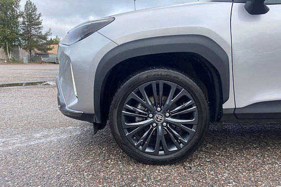 Toyota Yaris Cross 17 of 21