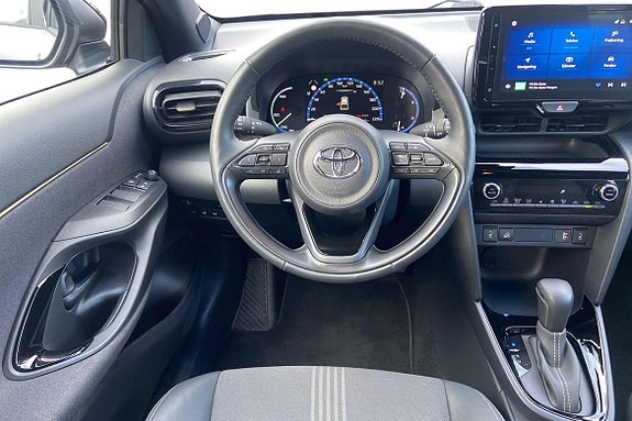 Toyota Yaris Cross 11 of 21