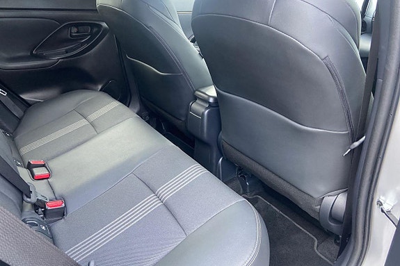Toyota Yaris Cross 9 of 21