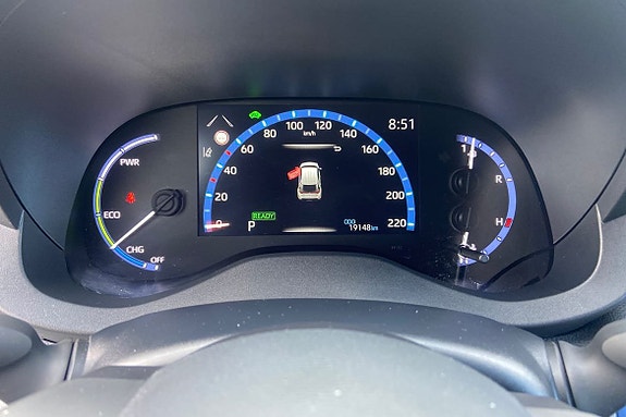 Toyota Yaris Cross 16 of 21