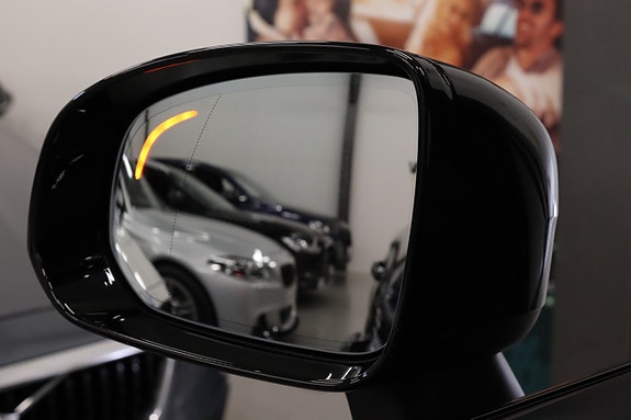 Volvo XC60 18 of 30