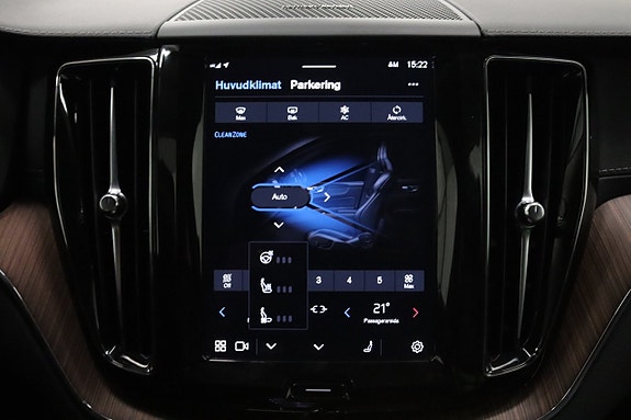 Volvo XC60 26 of 30