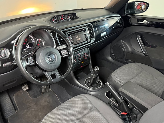 Volkswagen Beetle 9 of 18