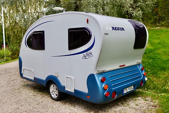 Adria Action 361 LH 2 of 9