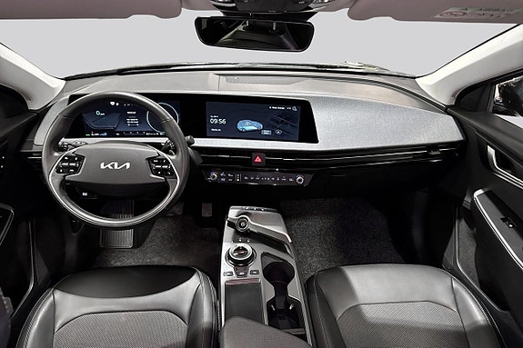 Kia EV6 7 of 18
