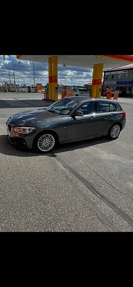 BMW 118i 15 of 15