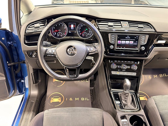 Volkswagen Touran 15 of 21