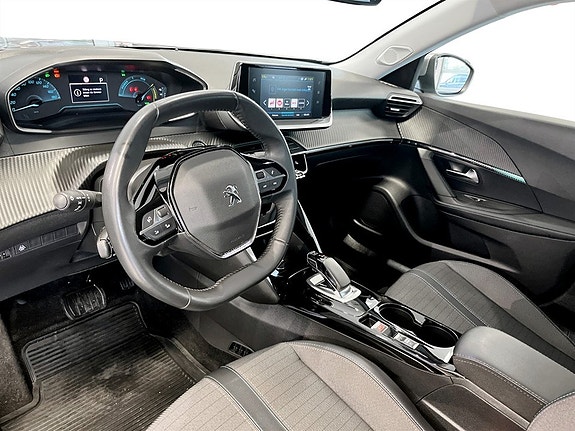 Peugeot e-2008 4 of 15