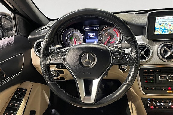 Mercedes-Benz GLA220 13 of 17