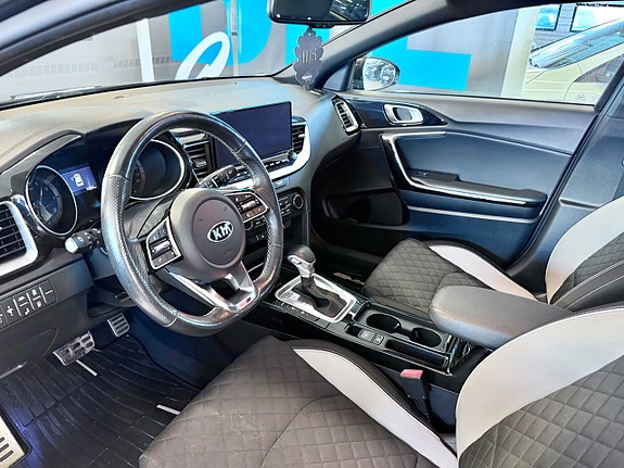 Kia ProCeed 4 of 5