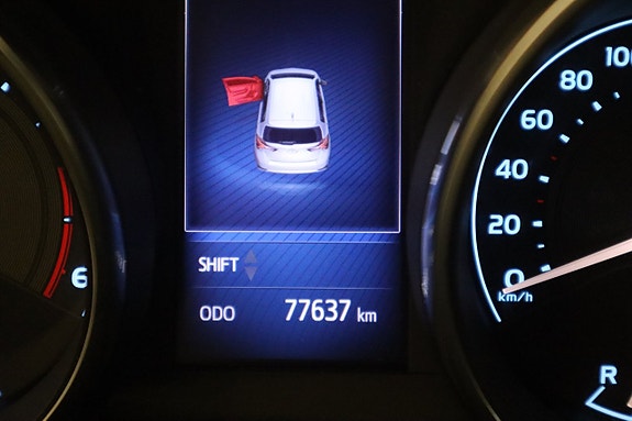 Toyota Auris 7 of 7