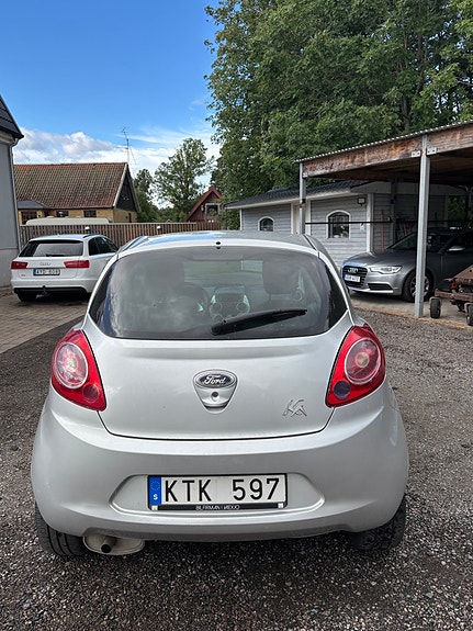 Ford Ka 2 of 6