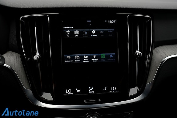 Volvo V60 Cross Country 24 of 27