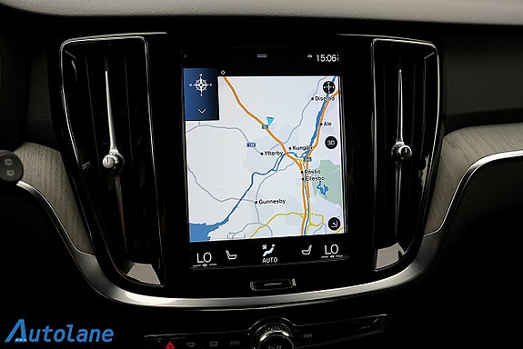 Volvo V60 Cross Country 22 of 27