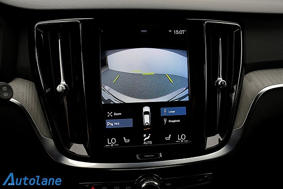 Volvo V60 Cross Country 23 of 27