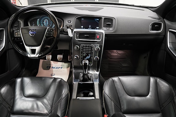 Volvo V60 11 of 24