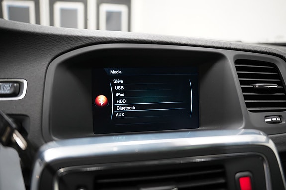 Volvo V60 19 of 24