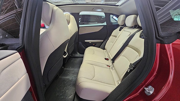 Mazda CX-6e 11 of 13