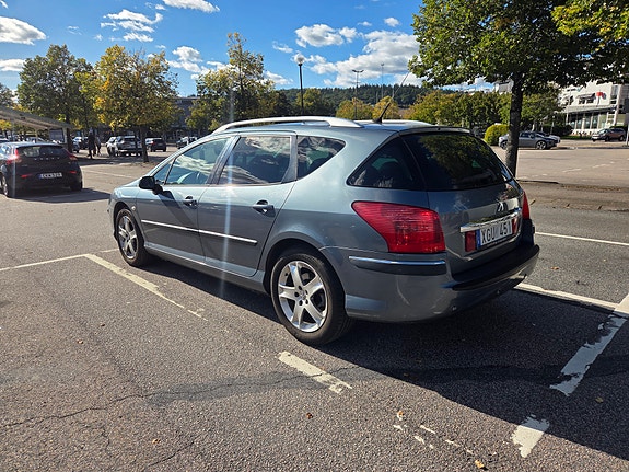 Peugeot 407 4 of 10