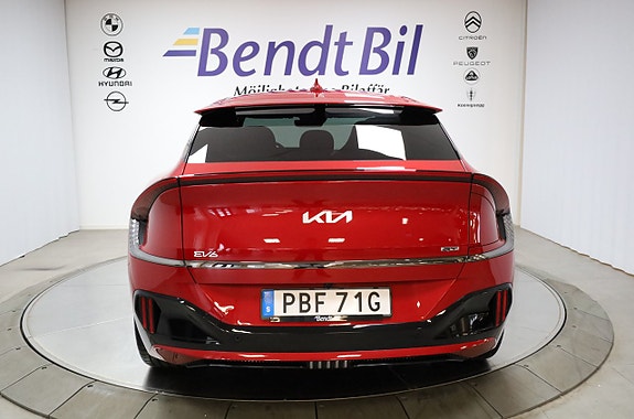 Kia EV6 8 of 28