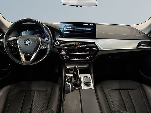 BMW 530e 8 of 27