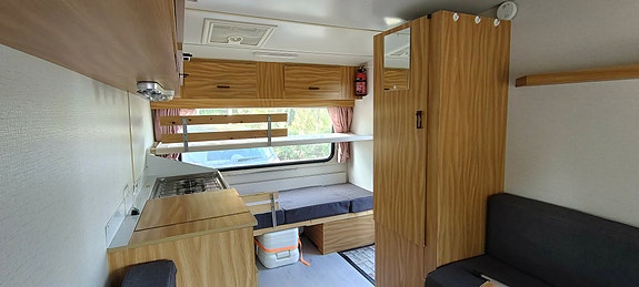 Abbey 400C 4 of 9