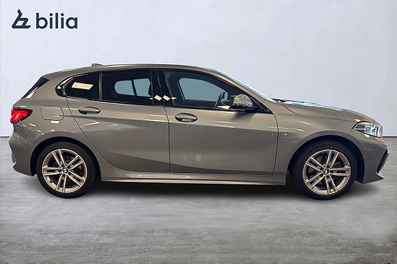 BMW 118i 16 of 19