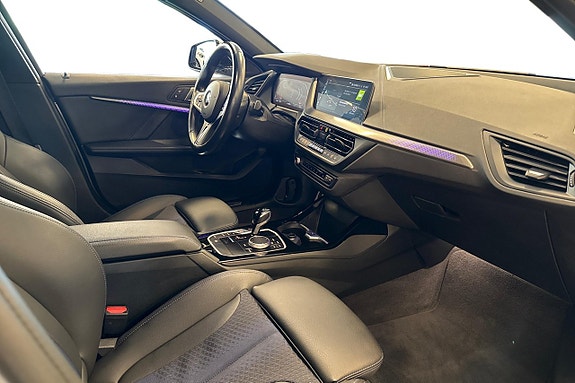 BMW 118i 6 of 19