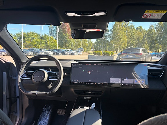 Mazda CX-6e 19 of 23