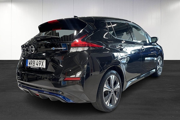 Nissan Leaf 4 of 15