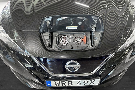 Nissan Leaf 14 of 15