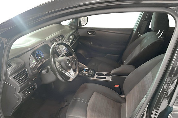 Nissan Leaf 13 of 15