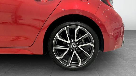 Toyota Corolla 9 of 14