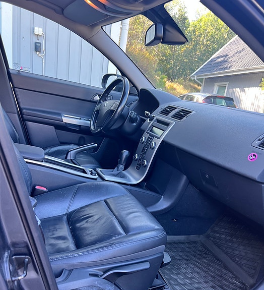 Volvo V50 7 of 16