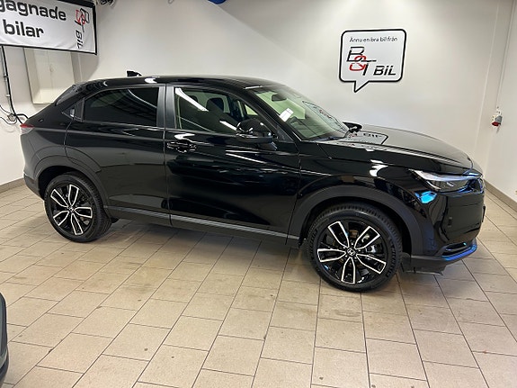 Honda HR-V 2 of 8