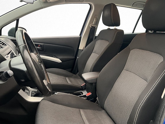Suzuki SX4 S-Cross 13 of 30