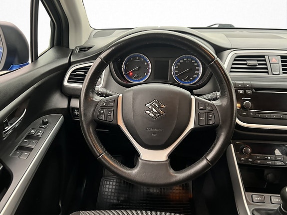 Suzuki SX4 S-Cross 15 of 30