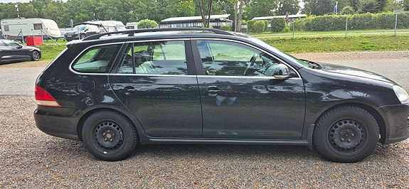 Volkswagen Golf V 5 of 25