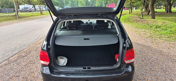Volkswagen Golf V 14 of 25
