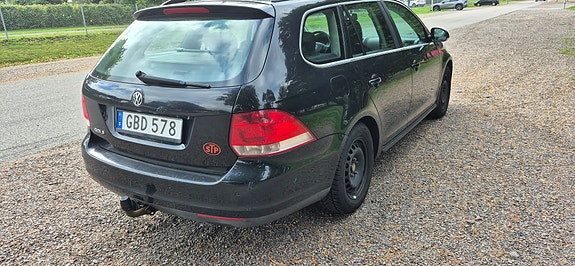 Volkswagen Golf V 6 of 25