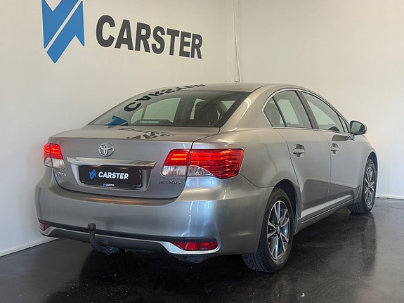 Toyota Avensis 3 of 16