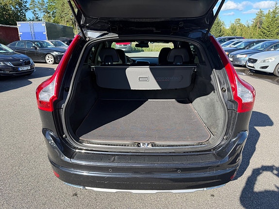 Volvo XC60 23 of 26