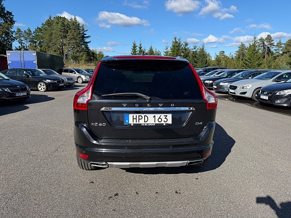 Volvo XC60 4 of 26