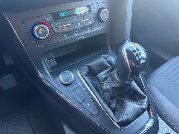 Ford Focus 16 of 17