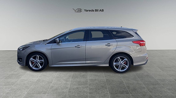 Ford Focus 4 of 17