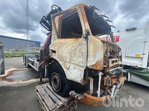 Lastväxlare ram med kran Volvo FM 420 HK med lastväxlarram 2 of 6