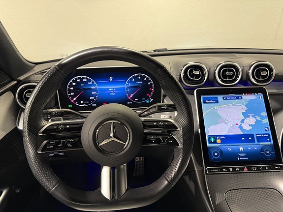 Mercedes-Benz C200 15 of 15