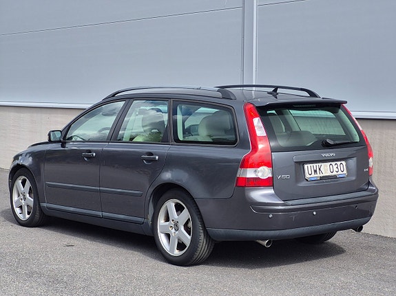 Volvo V50 7 of 13